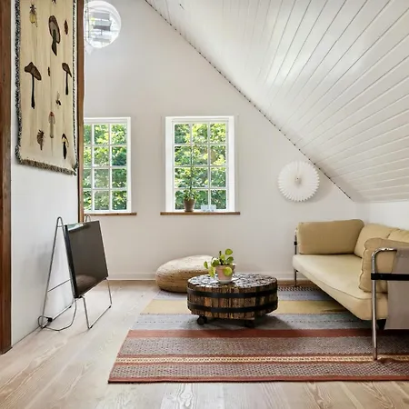 Fine Old Details Near Stubbe